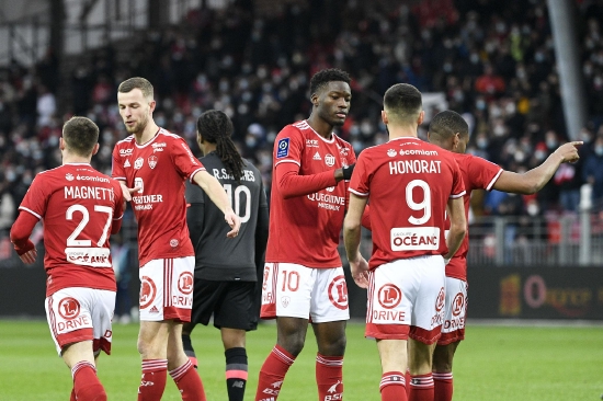 爱游戏官网-北京国安转会期状态回暖，志在法国杯名次提升，信心回归，控场能力受关注的简单介绍