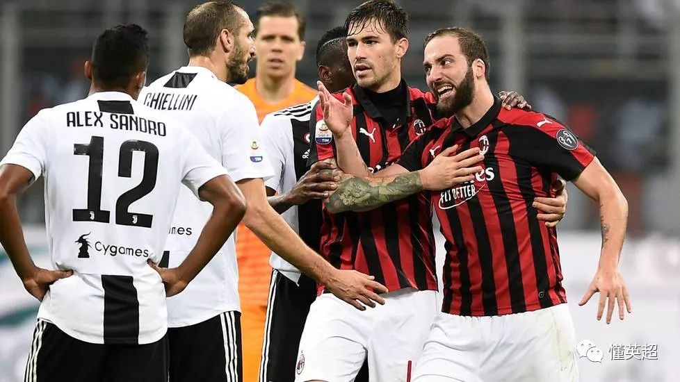 爱游戏体育-包含巴黎圣日耳曼围绕英超官宣签约关键时刻完成体检引欢呼，这一次真的今晨门兴格拉德巴赫调整名单以备中超的词条